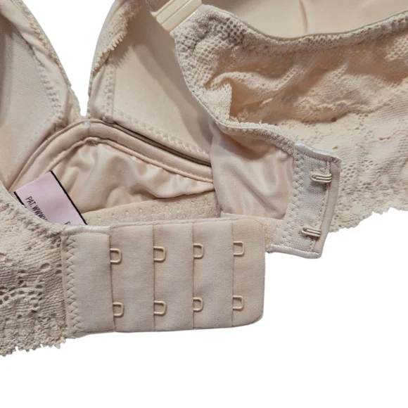 Victoria's Secret Body by Victoria 36C Lined No Wire Bra Beige - Picture 4 of 5